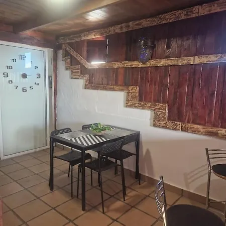 Apartamento Artesanal Rustico 公寓 *